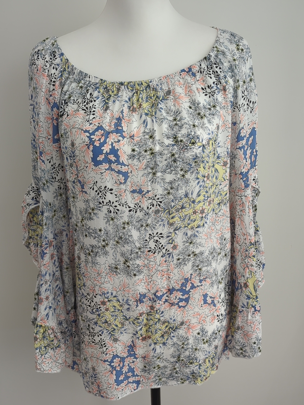 Fever Off-Shoulder Peasant Prairie Style Floral Blouse in White, Blue, Pink
